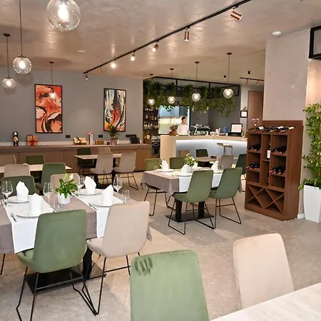 Vino 酒店