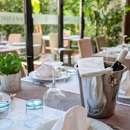 Vino Hotel 4*
